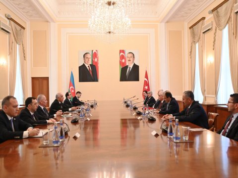 Əli Əsədov Türkiyə&nbsp;Konstitusiya Məhkəməsinin sədri ilə görüşüb