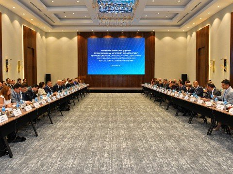 &ldquo;İnternetə qoşulma və internet infrastrukturu&rdquo; işçi qrupunun iclası keçirilib -&nbsp;FOTOLAR