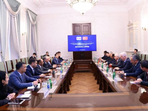 Baş prokuror Türkiyənin Konstitusiya Məhkəməsinin sədri ilə görüşdü - FOTO