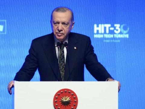 &ldquo;Türk əsri&rdquo;ni qurmaq üçün bütün sahələrdə böyük səylər göstəririk