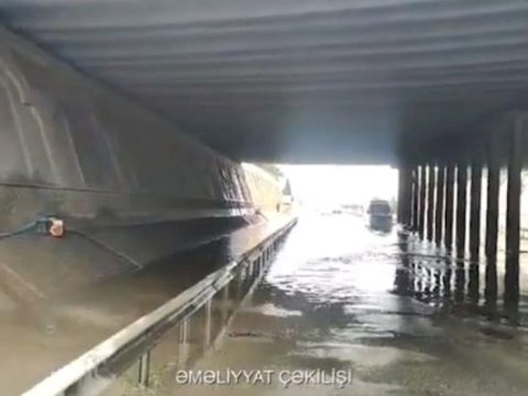 Gəncədə tuneli su basdı - VİDEO