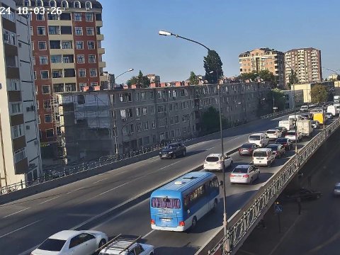 Bakının tıxac olan yolları - SİYAHI