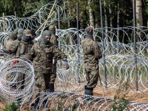 Polşadan Belarus sərhədlərinə dair&nbsp;hərbi qərar
