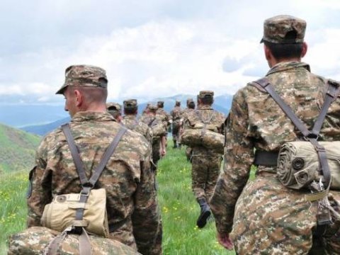 Ermənistanda ehtiyatda olan əsgər və zabitlər təlimlərə ÇAĞIRILDI