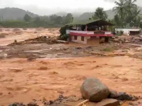 Hindistanda ölənlərin sayı 277 nəfərə çatdı