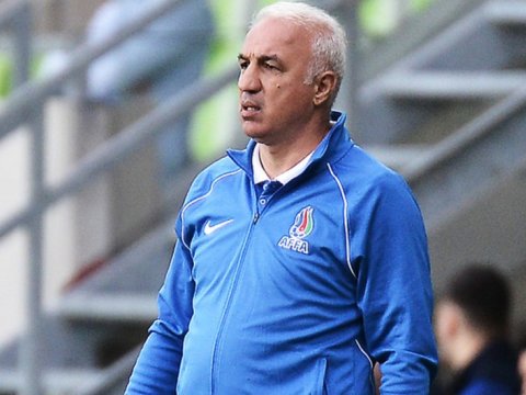 Arif Əsədov milli komandadan ayrıldı
