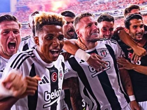 &ldquo;Beşiktaş&rdquo; darmadağınla çempion oldu