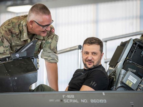 F-16 qırıcıları artıq Ukraynadadır - RƏSMİ