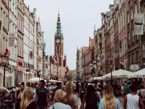 Polşada işçi çatışmazlığı müşahidə olunur