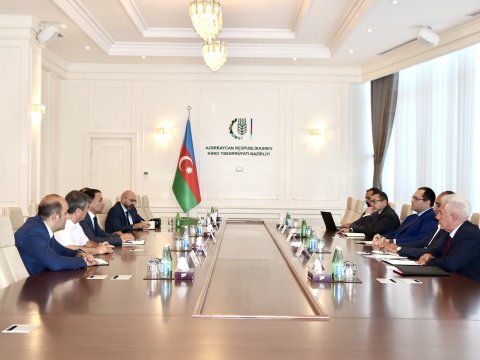 Nazir Arıçılar Assosiasiyasının İdarə Heyətinin üzvləri ilə görüşdü&nbsp;
