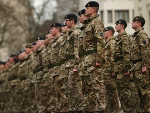 Britaniya Yaxın Şərqə ordu göndərib