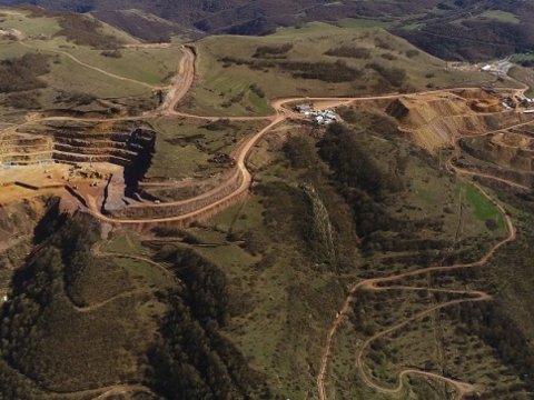 &ldquo;AzerGold&rdquo; yeni yataqların geoloji tədqiqatını və kəşfiyyatını aparır