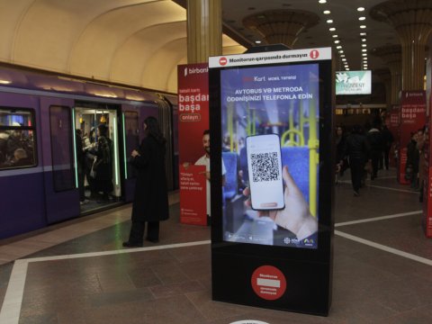 Metroda QR bilet istifadəçilərinin sayı kəskin artıb