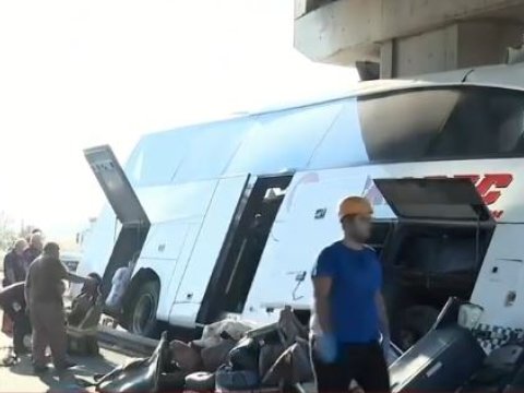 Avtobus qəzaya düşdü - 9 nəfər həyatını itirdi, 26 yaralı var