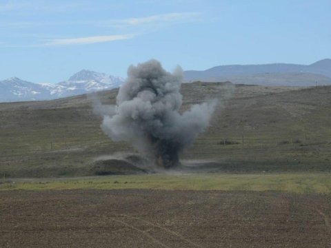 Mina partladı&nbsp;- 19 yaşlı gənc yaralandı