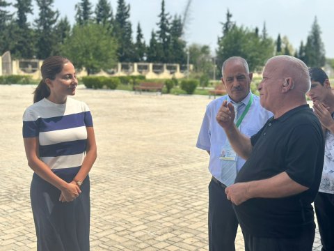 Əminə Ağazadə&nbsp;Kürdəmirdə seçiciləri ilə bir&nbsp;arada