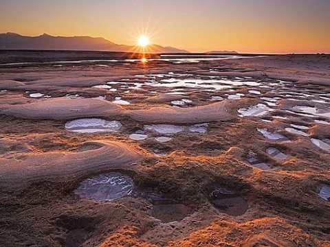 Marsda böyük miqdarda su var?