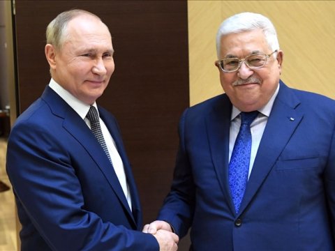 Mahmud Abbas Putinlə görüşüb