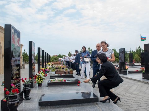 Gülşən Paşayeva şəhid ailəsi üzvləri və Vətən müharibəsi iştirakçıları ilə görüşdü - FOTOLAR