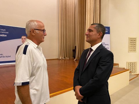 Soltan Məmmədov Şağan sakinləri ilə bir arada - FOTO