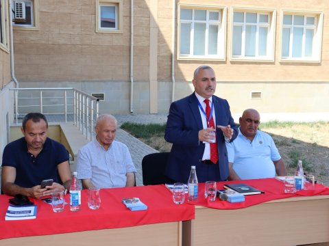 Azər Allahverənov Kürdəxanıda seçicilərlə görüşüb - FOTO