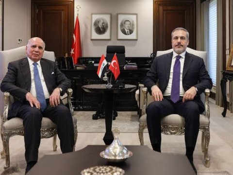 Fidan iraqlı həmkarı ilə görüşdü