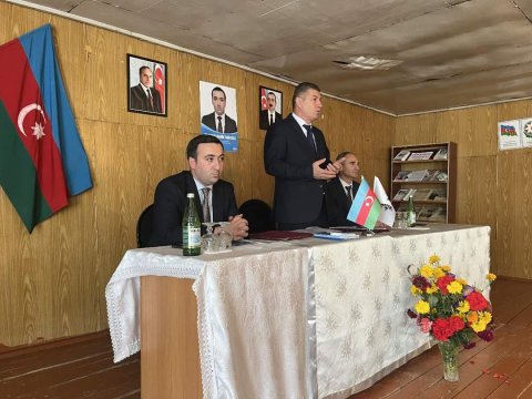 Mahir Süleymanlı seçicilərlə görüşdə - FOTOLAR