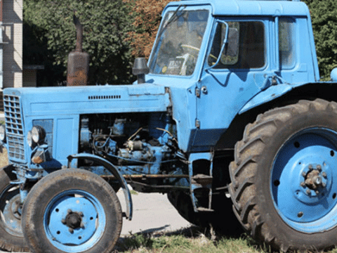 10 yaşlı uşağı traktor vurub öldürdü&nbsp;