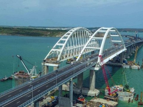 Krım yarımadasına gecə HÜCUMU