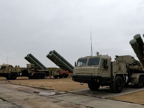 Ordumuz S-300 sistemlərini işə saldı - VİDEO