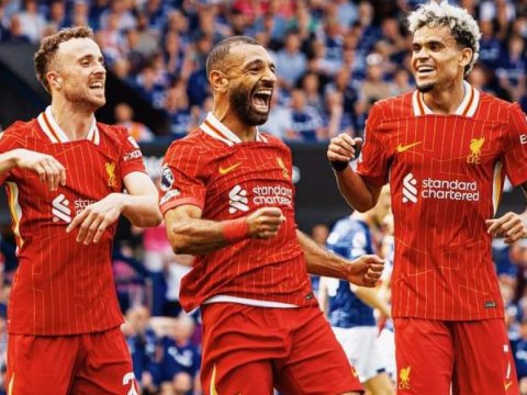 "Liverpul" yeni mövsümə qələbə ilə başladı