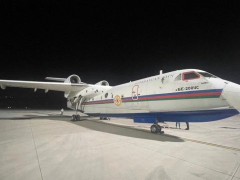 Azərbaycanın göndərdiyi təyyarə Türkiyəyə çatdı - VİDEO