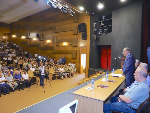 Cavanşir Feyziyev seçiciləri ilə izdihamlı görüş keçirdi &ndash; FOTOLAR