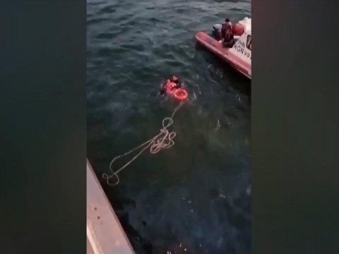 Bulvarda boğulma təhlükəsi ilə üzləşən şəxs xilas edildi