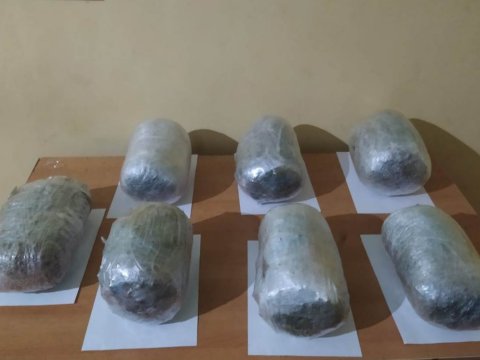 Azərbaycana 7 kq narkotik keçirmək istədilər