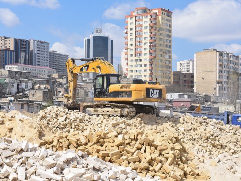 Bakının bu ərazisində binalar söküləcək