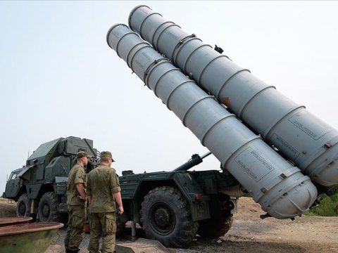 Ukrayna Rusiyanın S-300-nü VURUB