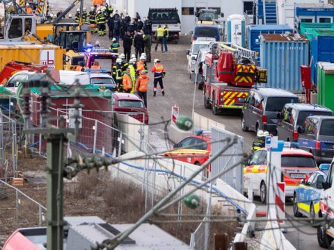 70 illik bombaya görə 600 nəfər təxliyə olundu