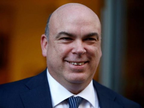 Milyarderin cəsədi sudan çıxarıldı