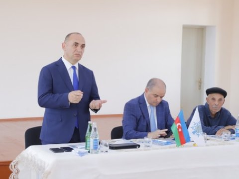 Ceyhun Məmmədov Hacıqabulda seçicilərlə görüşdü - FOTO