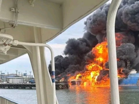 Ukrayna "Qafqaz"ı vurdu, 15 nəfər itkin düşdü - VİDEO