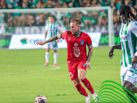 "Zirə"nin qapısında 6 qol