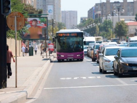 Bu küçədə avtobus zolağı təşkil edildi
