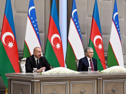 Prezidentlər&nbsp;mətbuata bəyanatlarla çıxış etdilər