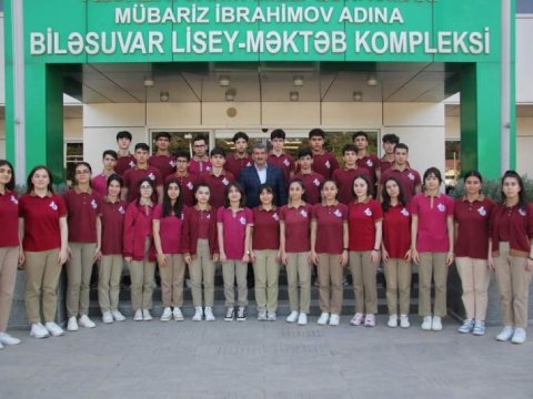 Bu məktəbin bütün məzunları tələbə adını qazandı