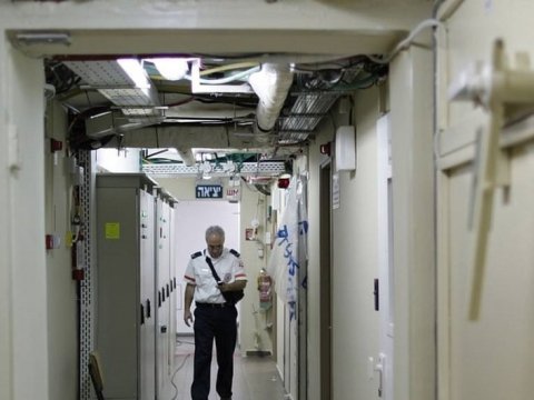 İsraildə həyacan təbili - 240&nbsp;bomba sığınacağı açıldı