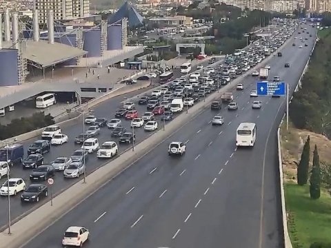 Bakının tıxaclı YOLLARI