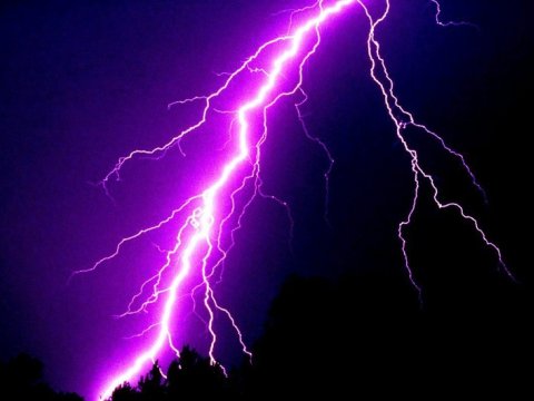 Şəmkirdə ildırım vuran yeniyetmənin FOTOSU