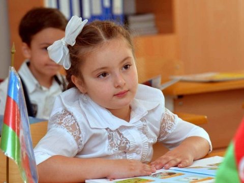 Şagirdlərin yerdəyişməsi prosesi dayandırılır