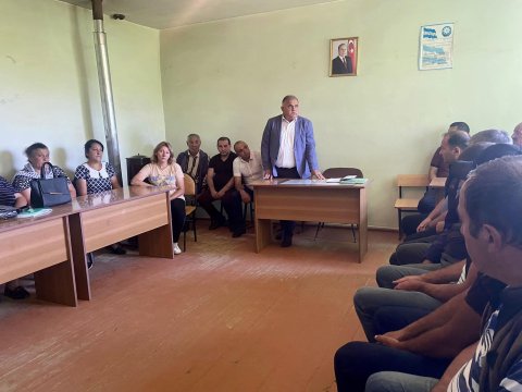 Arzu Nağıyev Gədəbəydə seçicilərlə görüşüb